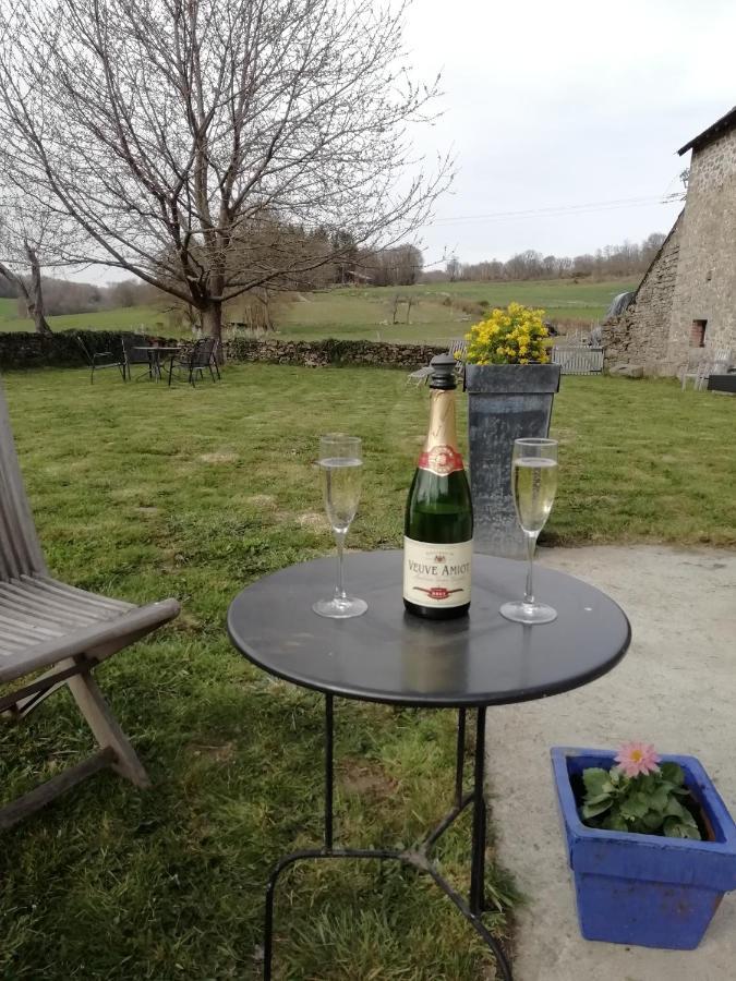 Bed and Breakfast Dans La Creuse à Mourioux-Vieilleville Extérieur photo